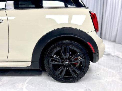 Used 2019 MINI Cooper John Cooper Works w/ Signature Upholstery Package image 11