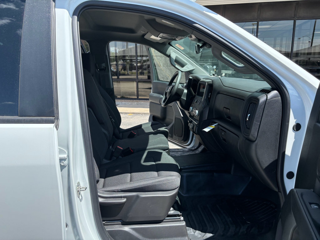 Used 2026 GMC Sierra 2500 Pro w/ Convenience Package AWD/4WD image 17