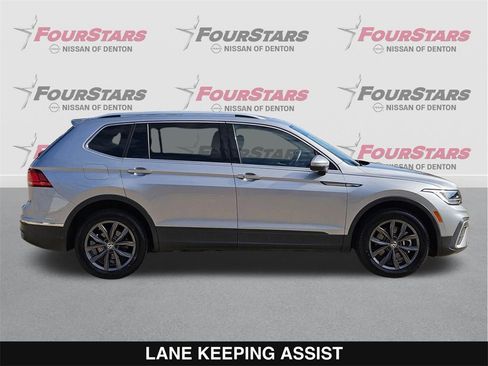 Used 2022 Volkswagen Tiguan SE image 3