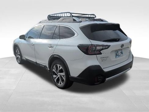 Used 2022 Subaru Outback Touring AWD/4WD image 5