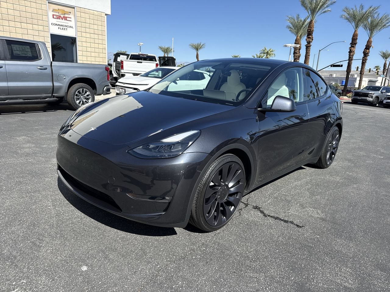 Used 2024 Tesla Model Y Performance AWD/4WD image 4