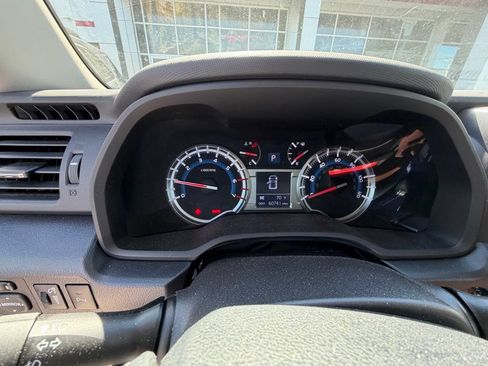 Used 2019 Toyota 4Runner Limited AWD/4WD image 11