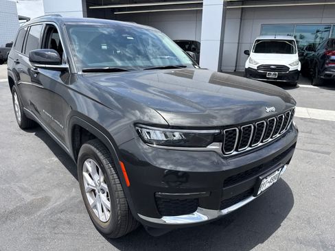 Used 2022 Jeep Grand Cherokee L Limited AWD/4WD image 8