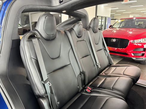 Used 2021 Tesla Model X Long Range image 16
