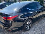 Used 2019 Nissan Altima 2.5 SL image 2
