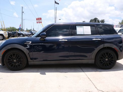 Used 2017 MINI Cooper Clubman FWD image 8