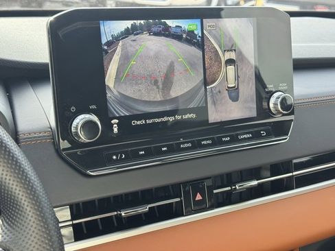 Used 2025 Mitsubishi Outlander image 34