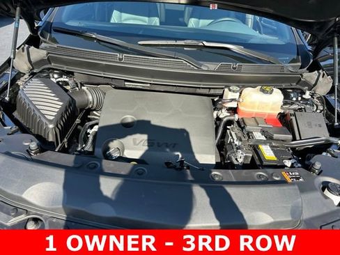 Used 2023 Buick Enclave Essence w/ Experience Buick Package FWD image 11