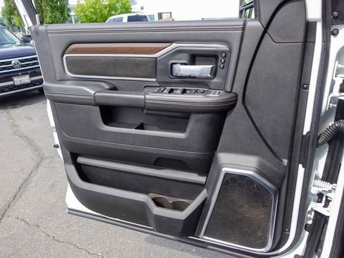 Used 2024 RAM 2500 Laramie AWD/4WD image 20