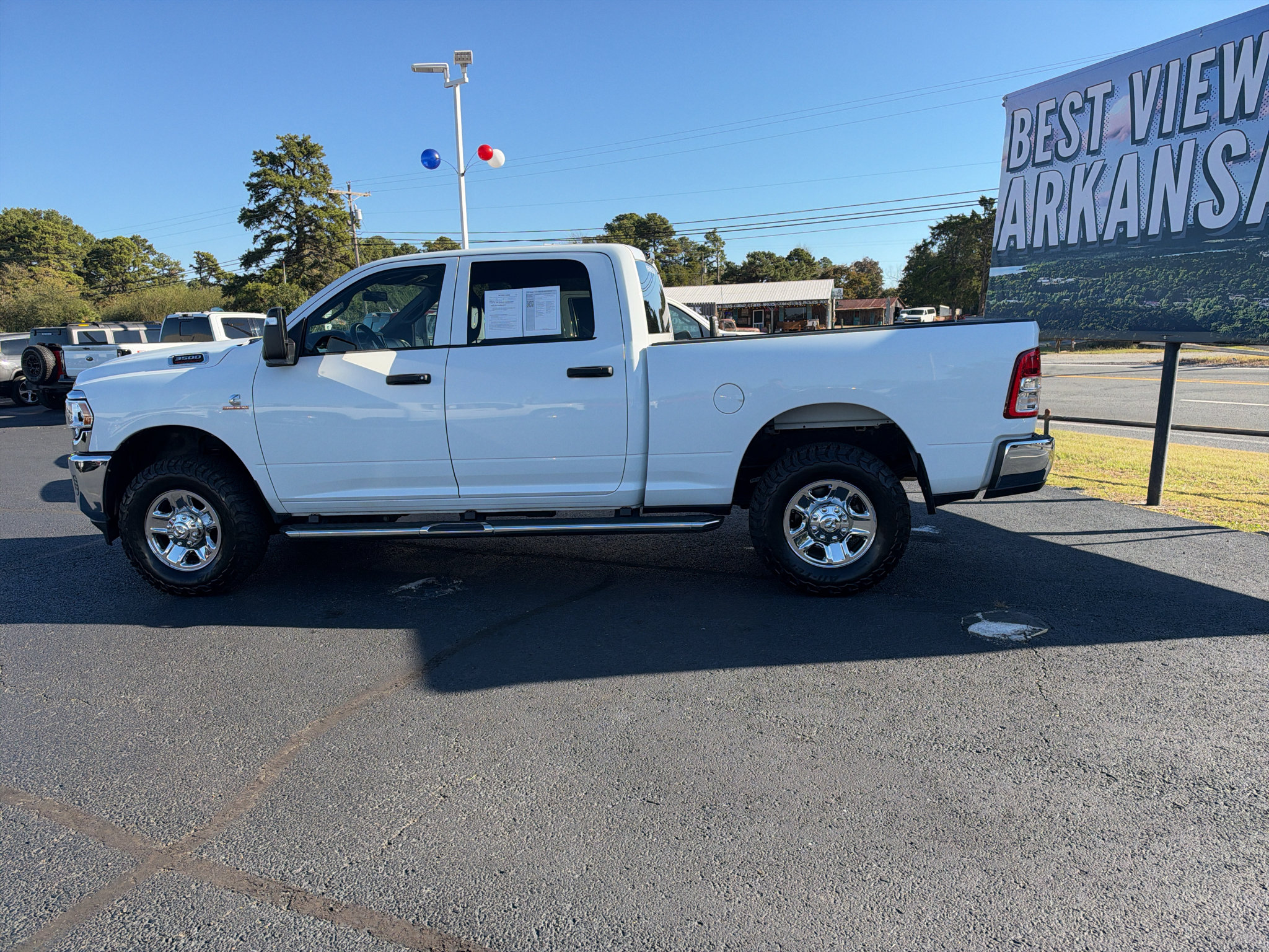 Used 2024 RAM 3500 Tradesman w/ Chrome Appearance Group AWD/4WD image 8