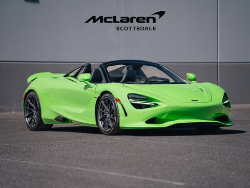 Used 2025 McLaren 750S Spider image 13