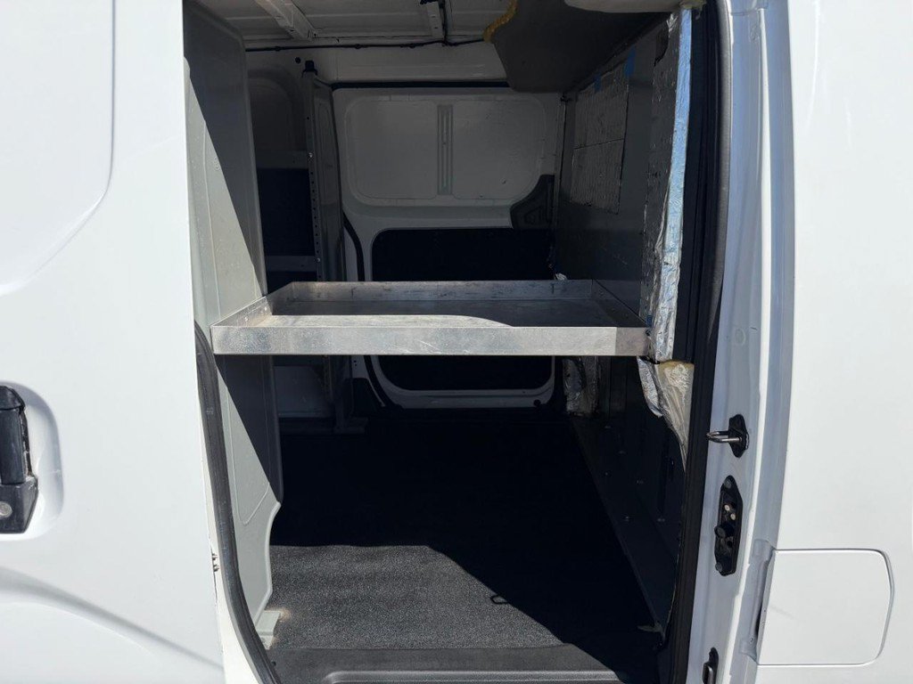 Used 2021 Nissan NV200 S FWD image 18