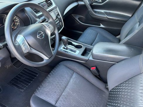 Used 2017 Nissan Altima 2.5 S w/ Power Driver Seat Package FWD image 9