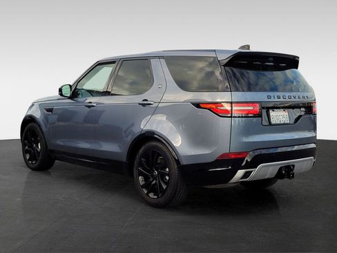 Used 2020 Land Rover Discovery Landmark image 6