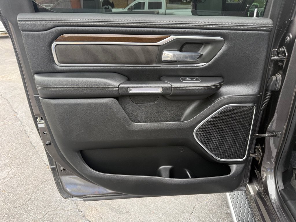Used 2021 RAM 1500 Laramie AWD/4WD image 42