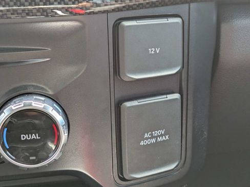 Used 2024 Ford F250 Lariat w/ Lariat Ultimate Package AWD/4WD image 24