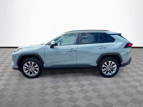 Used 2022 Toyota RAV4 XLE Premium FWD image 35
