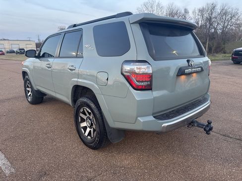 Used 2023 Toyota 4Runner TRD Off-Road Premium w/ Moonroof Package image 5