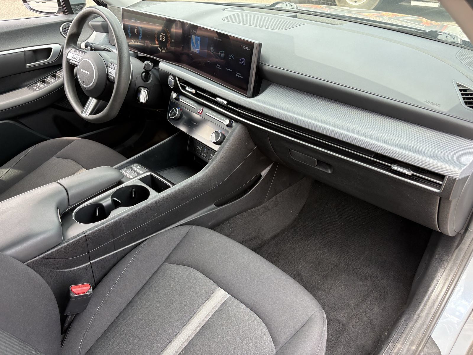 Used 2025 Hyundai Sonata SEL FWD image 14