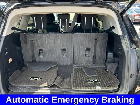 Used 2023 Subaru Ascent Onyx Edition AWD/4WD image 8
