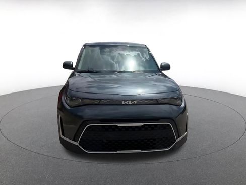 Used 2025 Kia Soul LX w/ LX Technology Package image 4