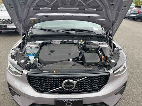 New 2026 Volvo XC40 B5 Core w/ Protection Package Premier AWD/4WD image 29
