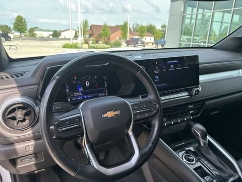 Used 2023 Chevrolet Colorado LT w/ LT Convenience Package III AWD/4WD image 12