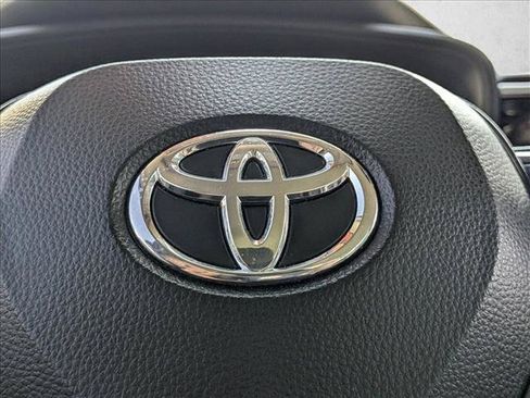 Used 2024 Toyota Corolla LE FWD image 30