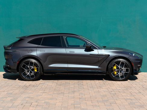 Used 2025 Aston Martin DBX 707 AWD/4WD image 25