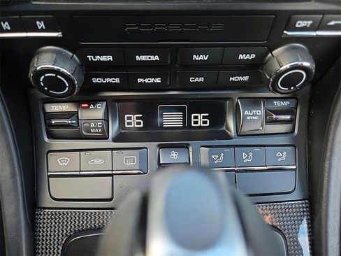 Used 2018 Porsche 911 Targa 4 GTS image 14