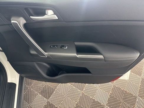 Certified 2021 Kia Sportage LX AWD/4WD image 21