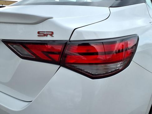 New 2025 Nissan Sentra SR w/ SR Premium Package FWD image 9