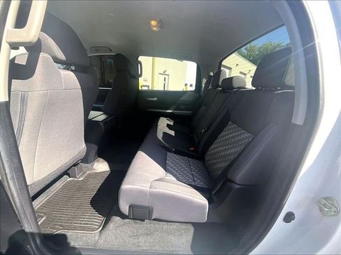 Used 2020 Toyota Tundra SR5 w/ SR5 Upgrade Package AWD/4WD image 21