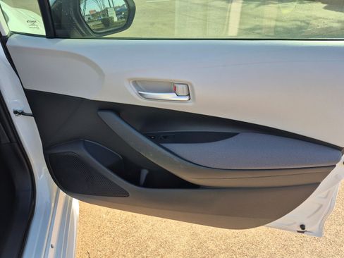Used 2020 Toyota Corolla L image 14