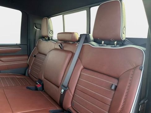 New 2026 GMC Sierra 2500 Denali Ultimate AWD/4WD image 12