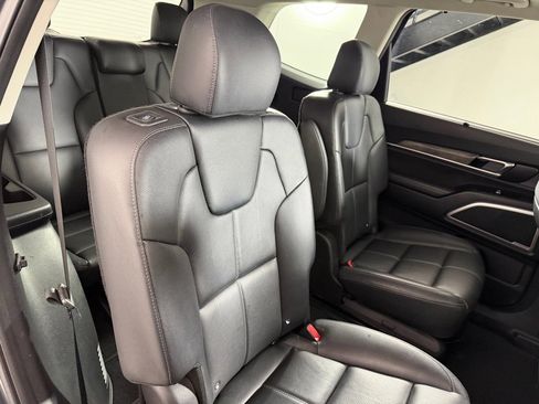 Used 2020 Kia Telluride EX w/ EX Premium Package image 26