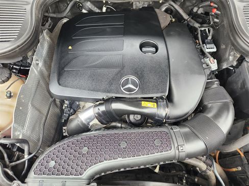 Used 2020 Mercedes-Benz GLE 350 4MATIC image 29