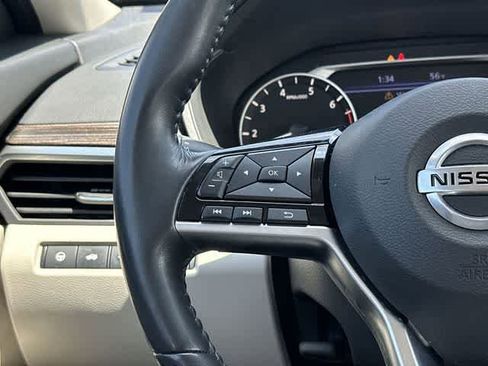 Used 2019 Nissan Altima 2.5 Platinum AWD/4WD image 9