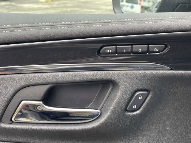 Used 2017 Chevrolet Impala Premier w/ Enhanced Convenience Package FWD image 33