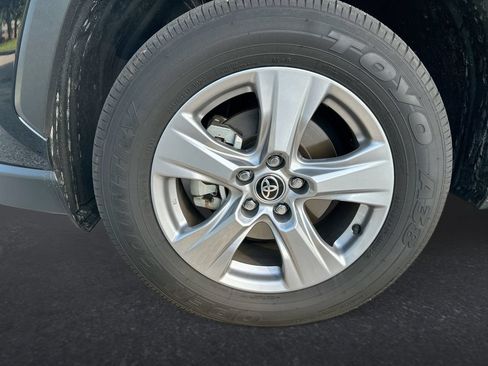 Certified 2025 Toyota RAV4 LE AWD/4WD image 10