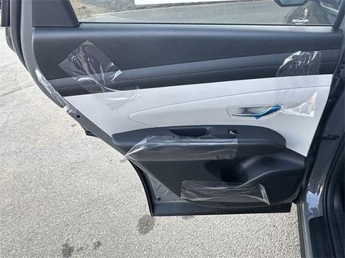 New 2025 Hyundai Tucson SEL image 21
