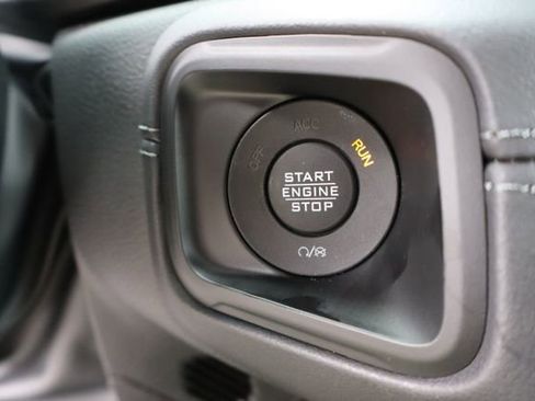 Used 2025 Jeep Wrangler Sahara w/ Safety Group image 19