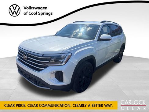Used 2026 Volkswagen Atlas SE w/ Panoramic Sunroof Package FWD image 1