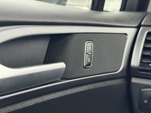 Used 2013 Ford Fusion SE image 27