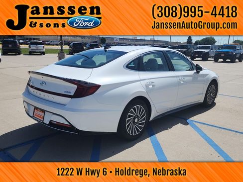 Used 2023 Hyundai Sonata SEL FWD image 6