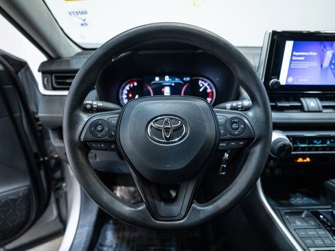 Used 2024 Toyota RAV4 LE image 17