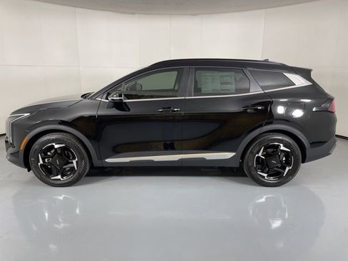 New 2026 Kia Sportage EX w/ EX Panorama Roof Package image 5