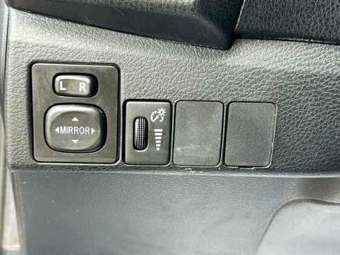 Used 2014 Toyota Corolla L FWD image 10