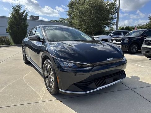 Certified 2024 Kia EV6 Light RWD image 2