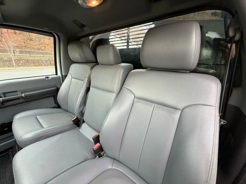 Used 2015 Ford F350 XL w/ Power Equipment Group image 23